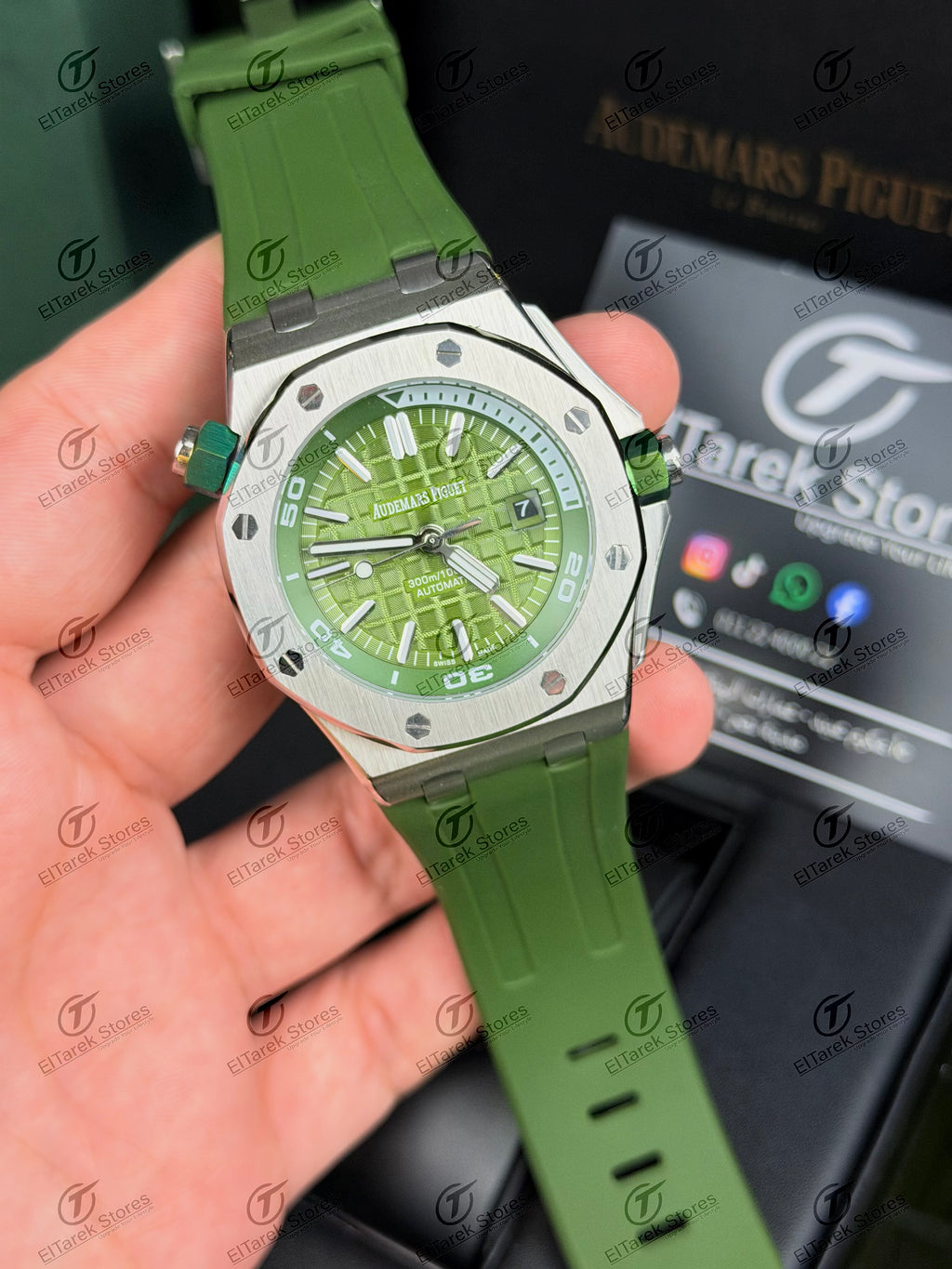 Audemars Piguet Royal Oak Offshore Diver Green Rubber