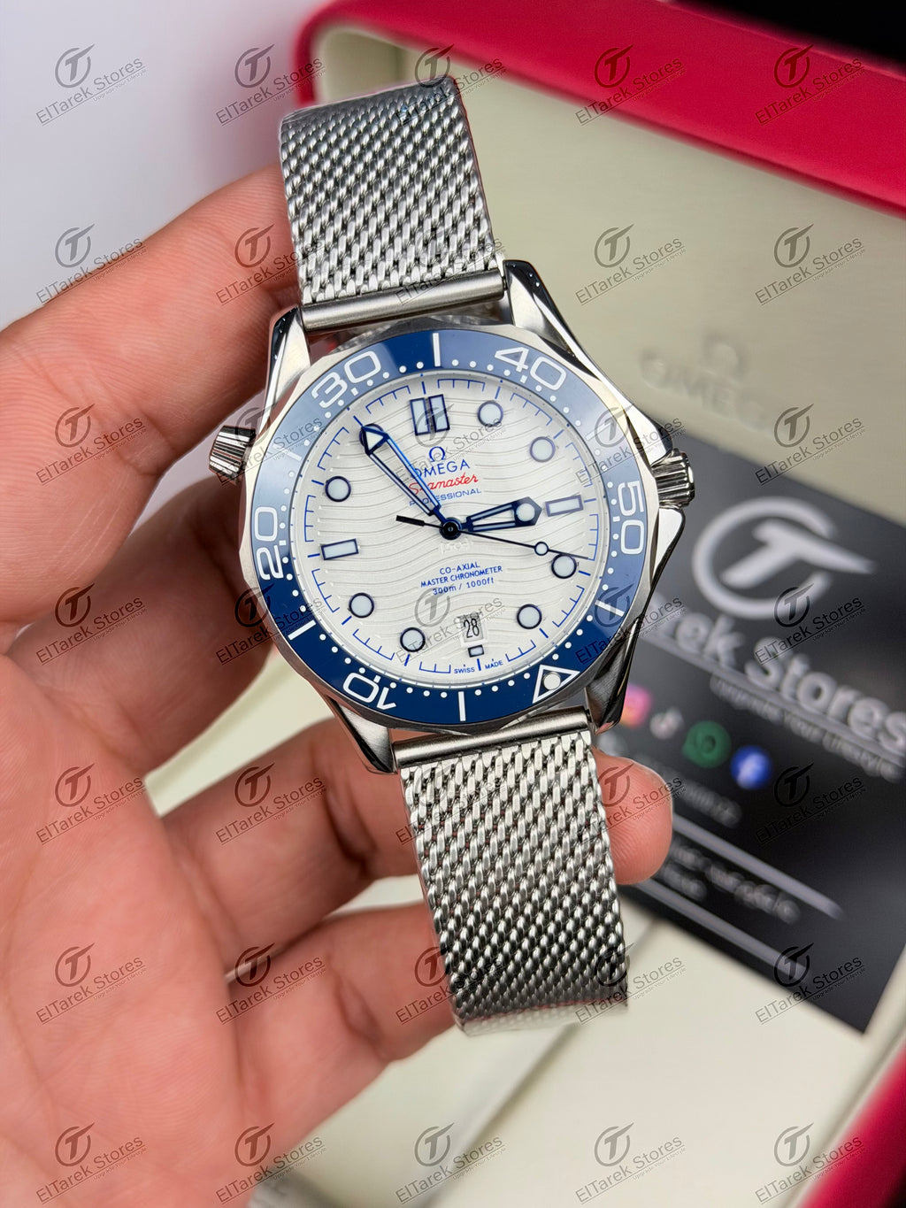 Omega Seamaster Diver 300M White/Blue Dial Mesh Strap