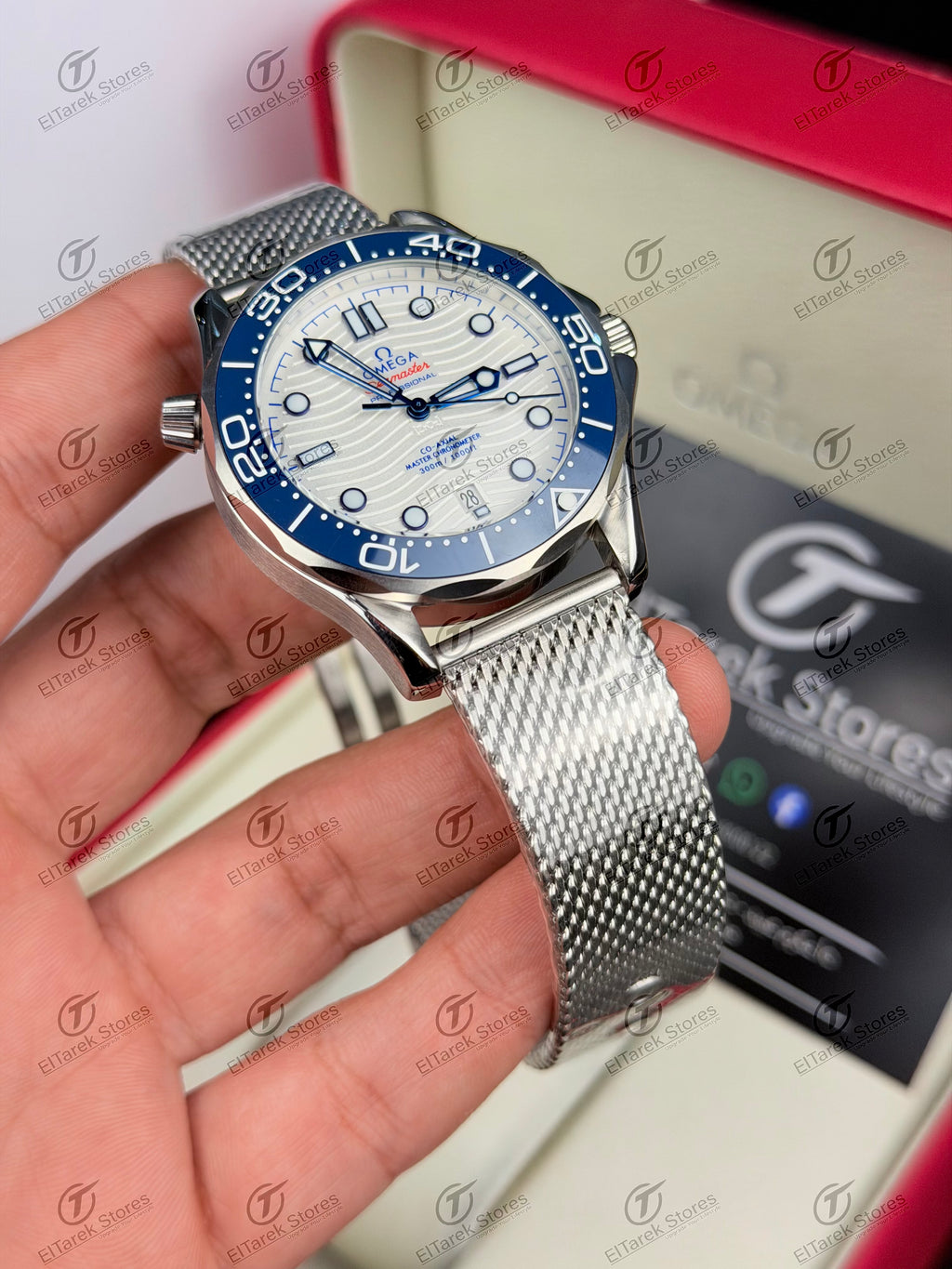 Omega Seamaster Diver 300M White/Blue Dial Mesh Strap