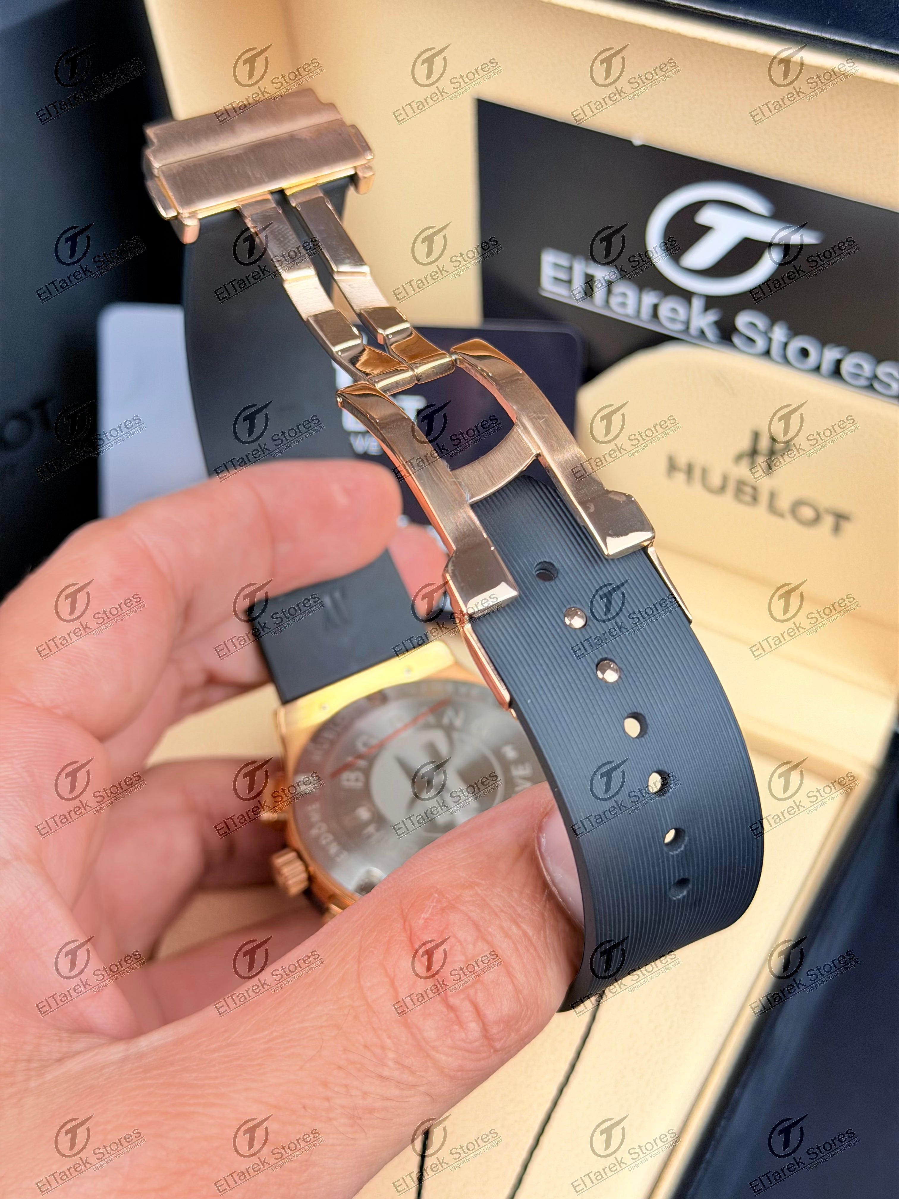 Hublot Classic Fusion Chronograph Black Dial Black Rubber Rose