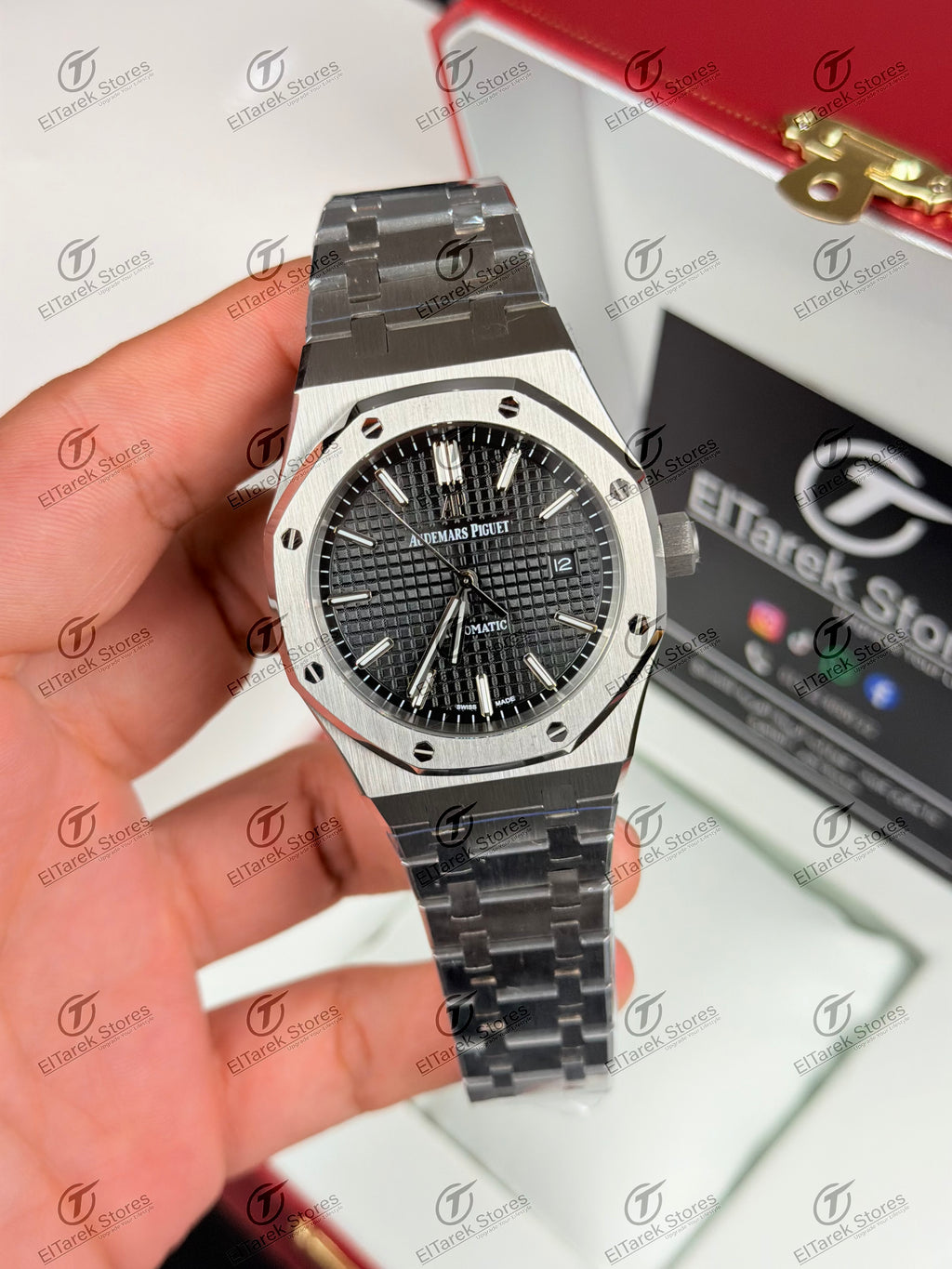 Audemars Piguet Royal Oak Black Dial Metal HQ