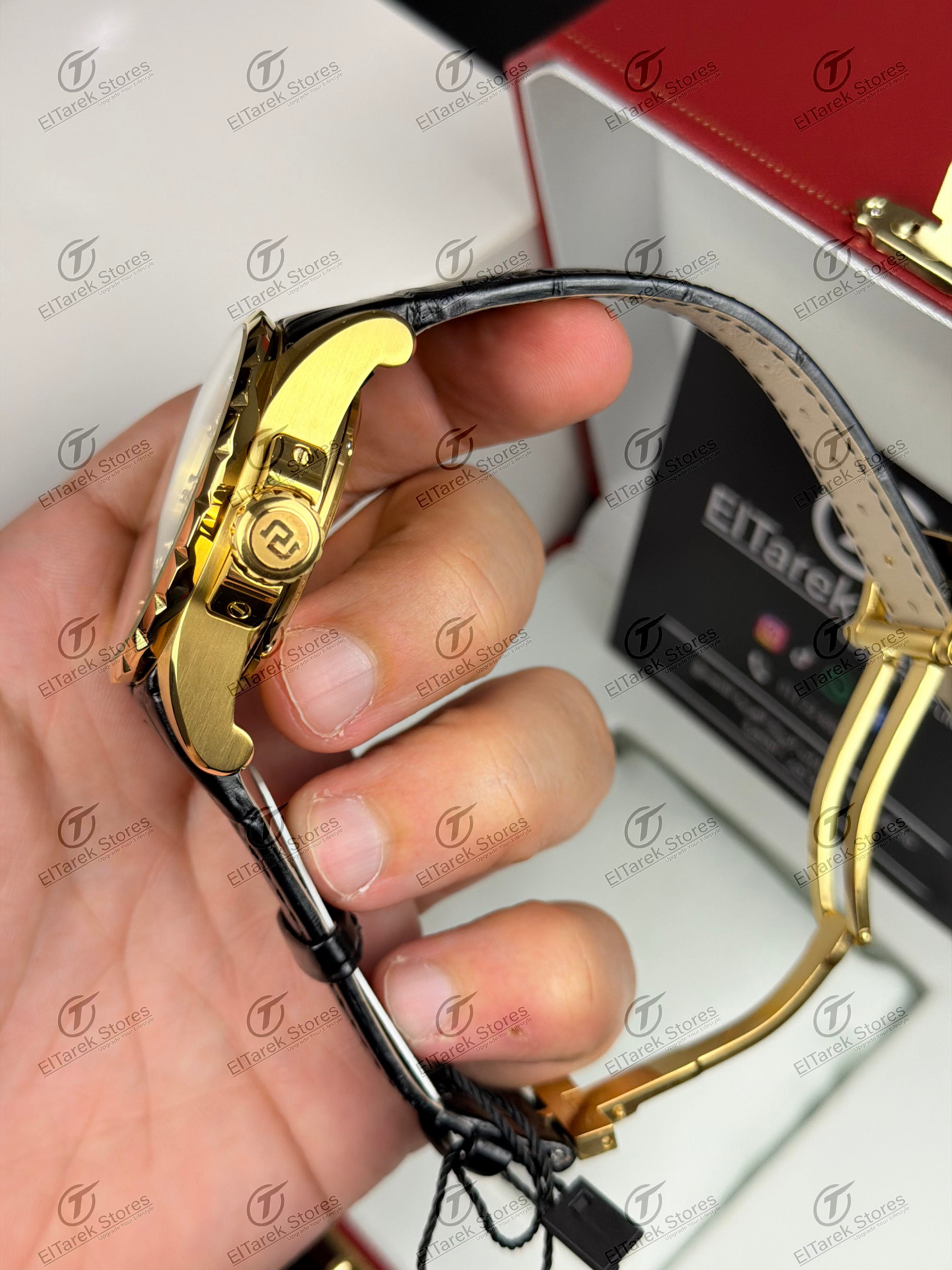 Roger Dubuis Knights of the Round Table Black Leather Gold